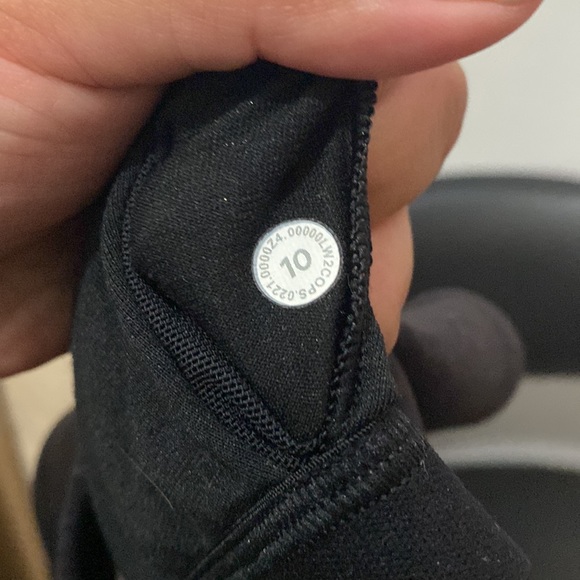 Lululemon Invigorate special edition bra - Picture 3 of 3